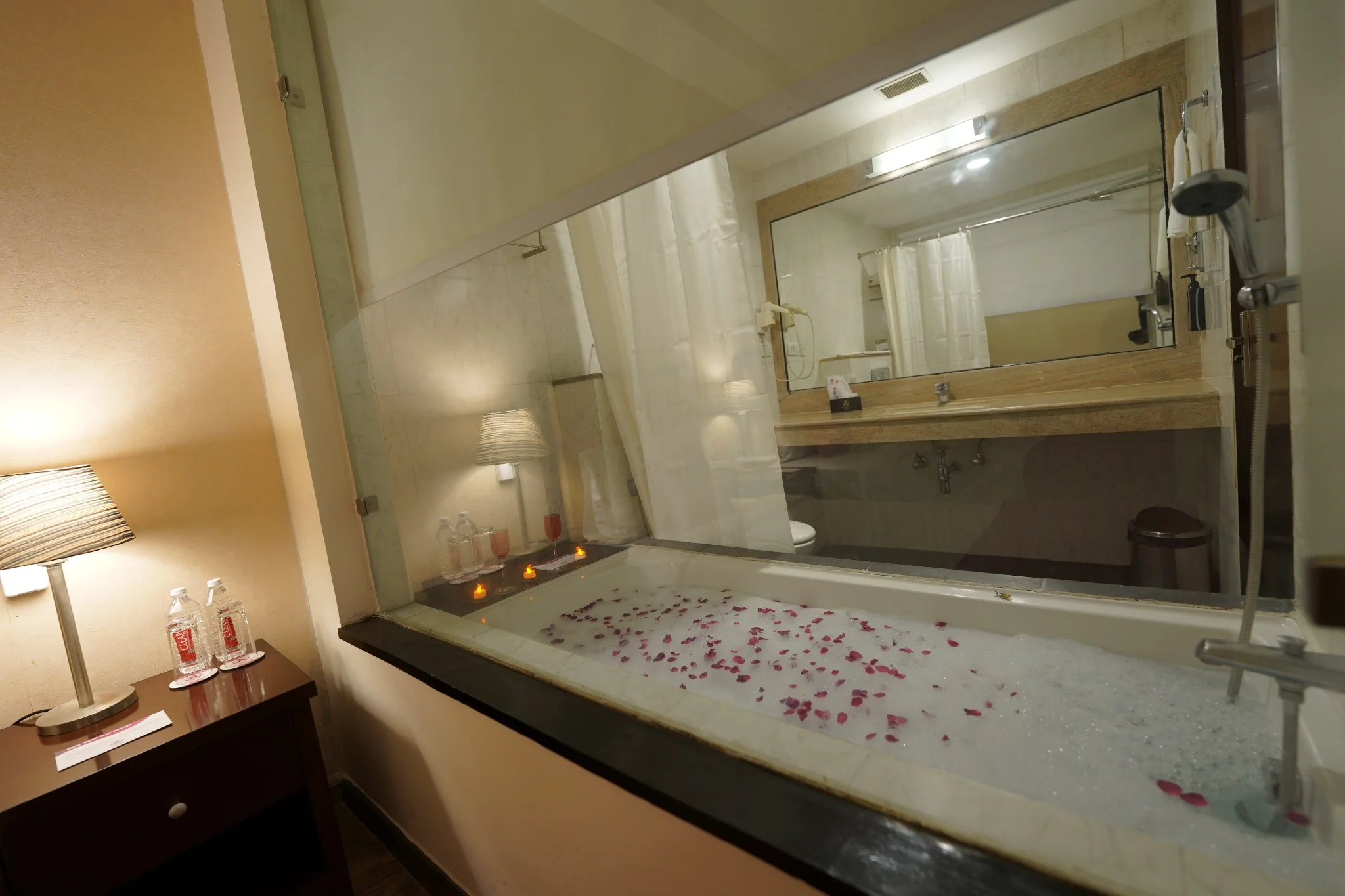 Private bathtub in premium room at Amber Palace Hotel Gurgaon